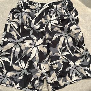 🔥🔥🔥Boys swimming trunks size 7/8